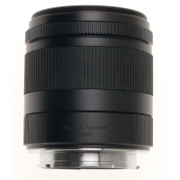 Pre-owned Leica Summarit-M 75mm f/2.5, Black Pre-owned Leica Summarit-M 75mm f/2.5, Black