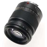Pre-owned Leica Summarit-M 75mm f/2.5, Black Pre-owned Leica Summarit-M 75mm f/2.5, Black