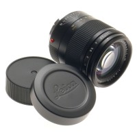 Pre-owned Leica Summarit-M 75mm f/2.5, Black Pre-owned Leica Summarit-M 75mm f/2.5, Black