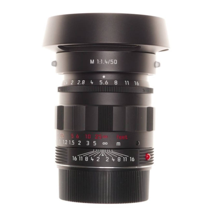 Pre-owned Leica Summilux-M 50mm f/1.4 Black Chrome (11688)