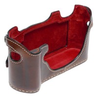 Pre-owned Luigi Half Case with Strap for Leica M9, Brown