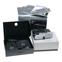 Pre-owned Leica M (Typ 240) Body, Silver Chrome (10771)