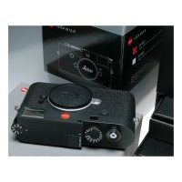 Pre-owned Leica M10-R Body, Black Chrome (20002)