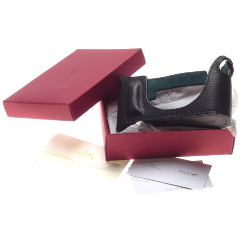 Pre-owned Arte di Mano Half Case for Leica M8/M9, Black Pre-owned Arte di Mano Half Case for Leica M8/M9, Black